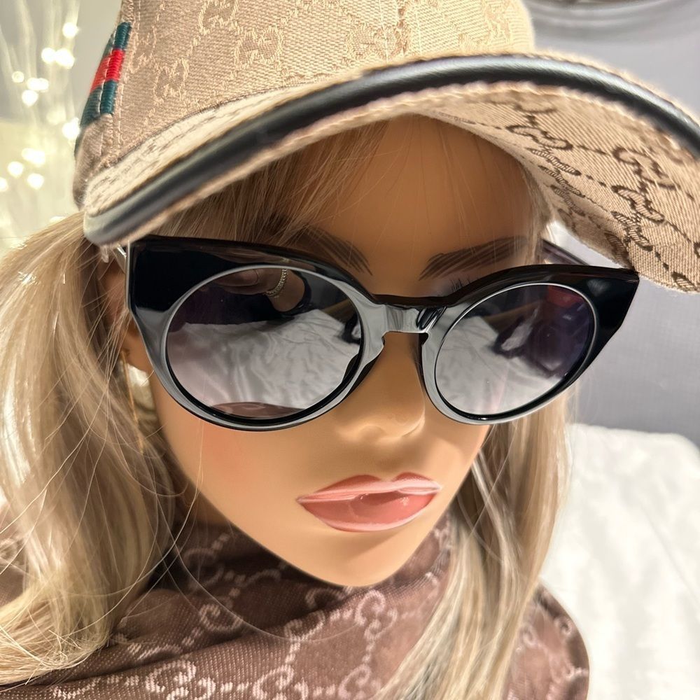 ALEXANDER McQueen MCQ Sunglasses